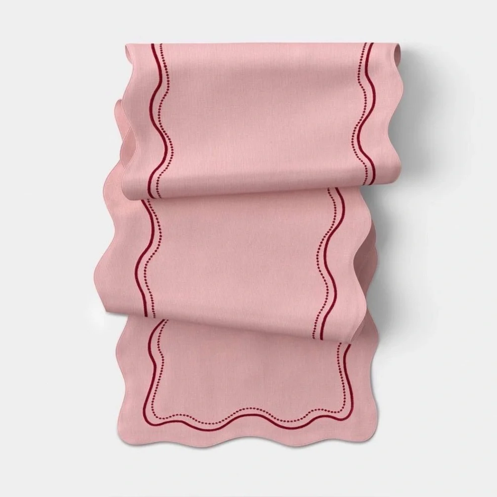 Threshold table runner - Picture 1 of 2